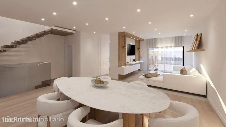 Casa Nova em Cascais e Estoril com 4 Quartos e 3 Casas de Banho