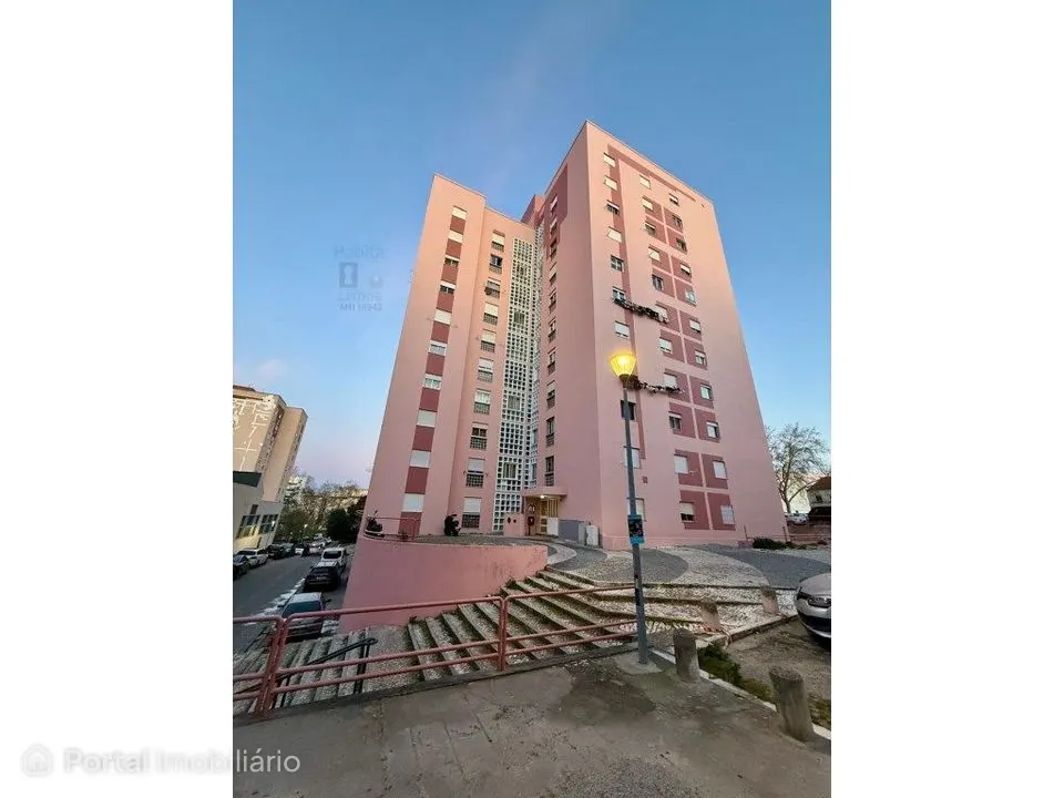 Apartamento T2 no Bairro de São Francisco em Setúbal