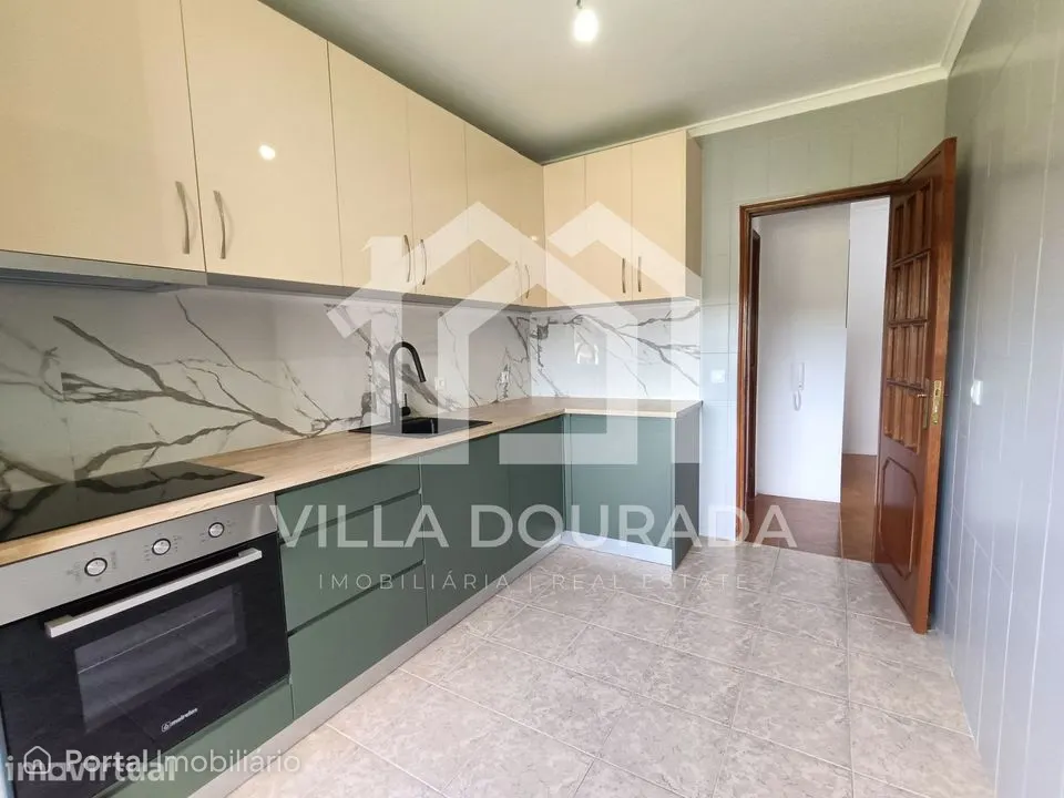 Apartamento T3 renovado em Rio Tinto, Gondomar, com garagem e lareira