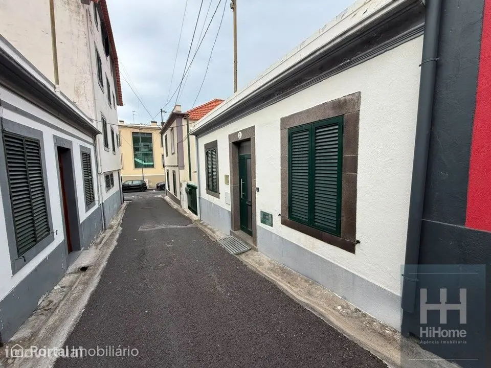 Moradia T3 com sótão na Rochinha - Funchal