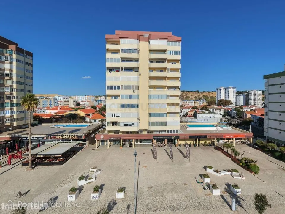 T2 para arrendamento / 1.ª linha de praia, com vista Mar, Costa da cap