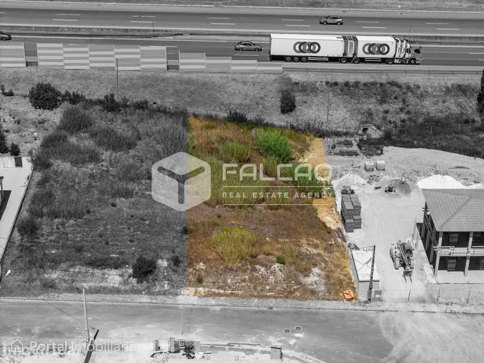 Lote de Terreno Venda em Santarém (Marvila), Santa Iria da Ribeira de