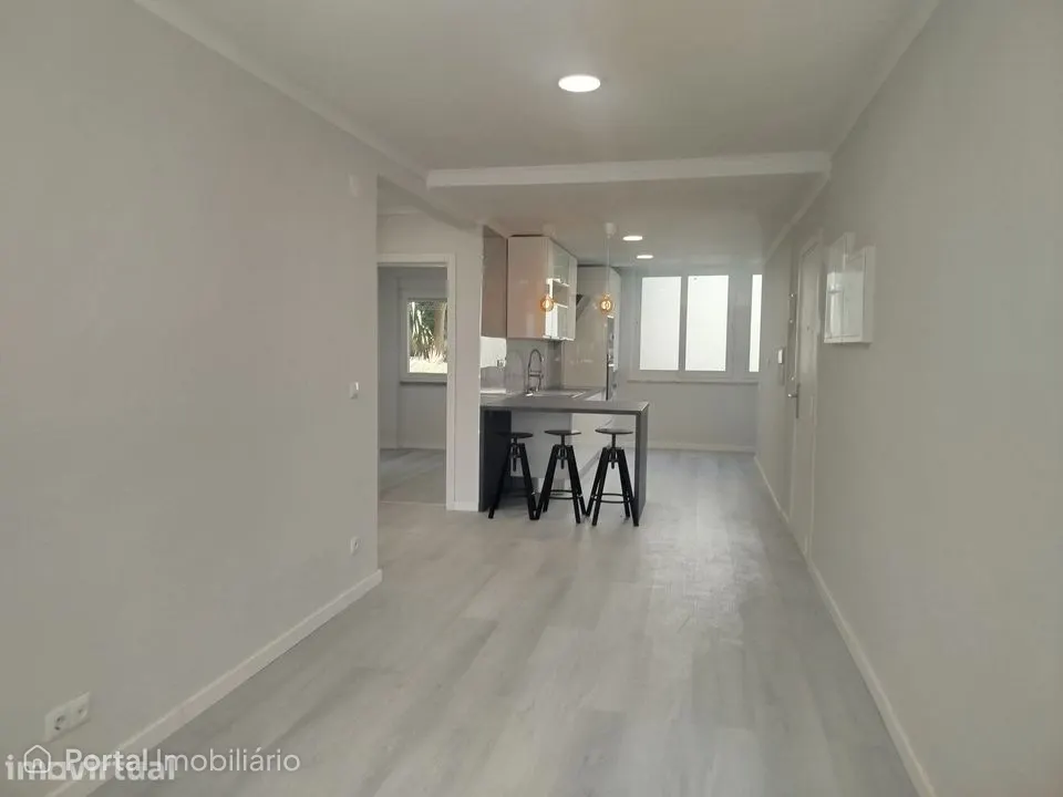Apartamento T2 em Benfica ! Excelente investimento!