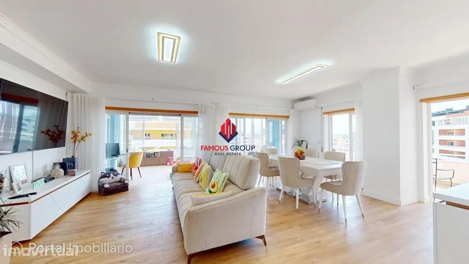 Penthouse T4 Exclusiva no Alto do Quintão – Portimão