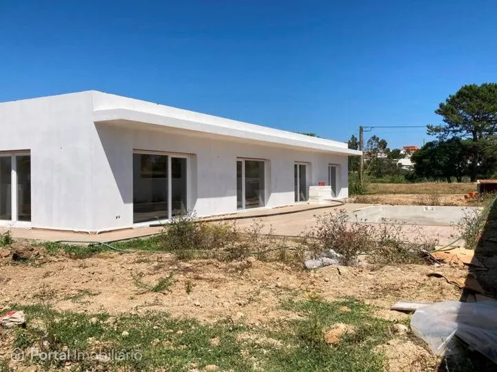 Moradia T3 à venda em Caldas da Rainha