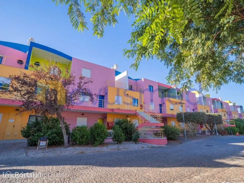 3-bedroom apartment for sale in Albufeira e Olhos de Água