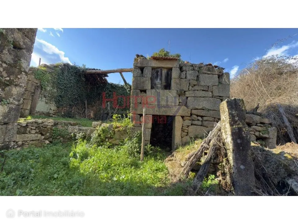 Moradias em Barreiros e Cepões, Viseu
