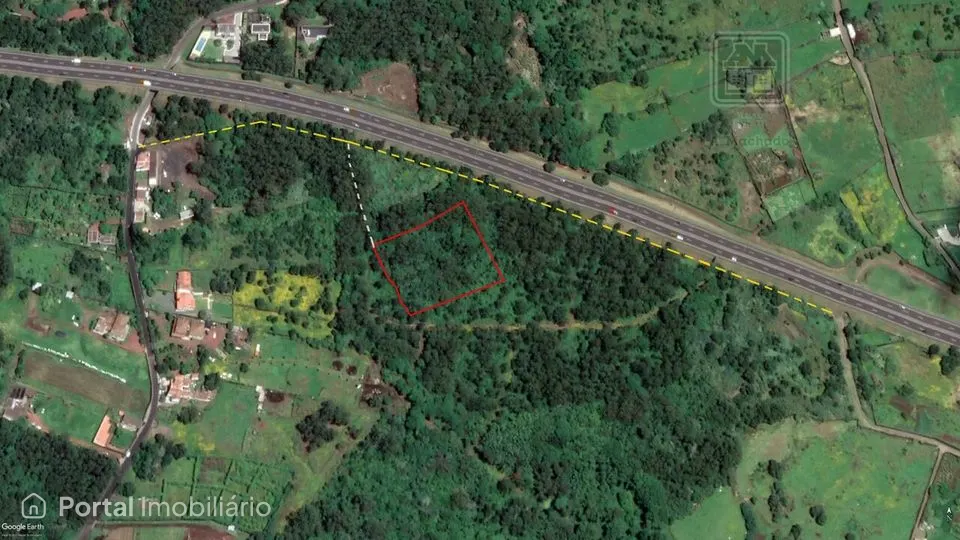 Terreno à venda em Calheta de São Jorge