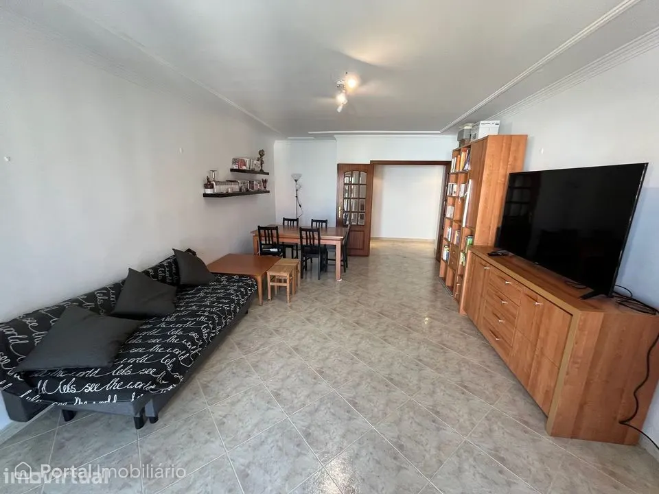 T3 mobilado junto ao centro da Vila da Ericeira