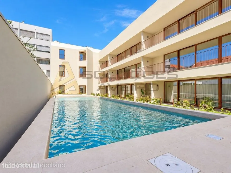 Apartamento penthouse T4 duplex com piscina privativa | Matosinhos Sul
