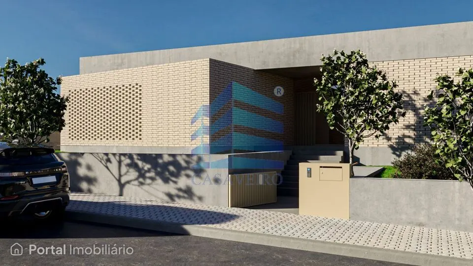 Moradia T3+1 em Santa Joana