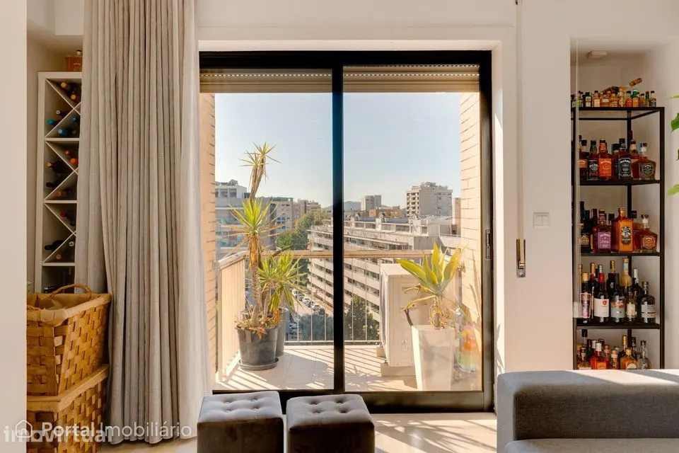 T3 no último andar, com suite, garagem em box e vistas livres –...