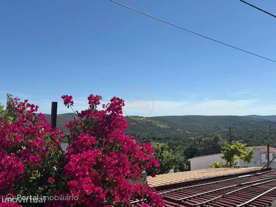 Encantadora moradia em fase final de construção, localizada na pacata