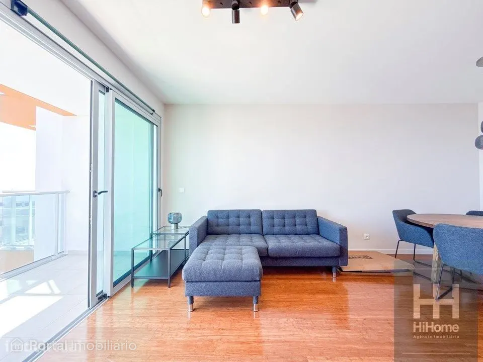 Apartamento T1 novo mobilado no edifício Alameda Formosa IV