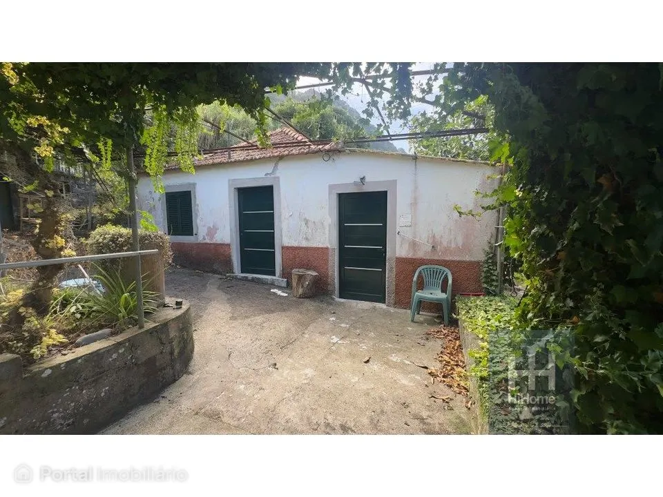 2-bedroom house for sale in Arco de São Jorge