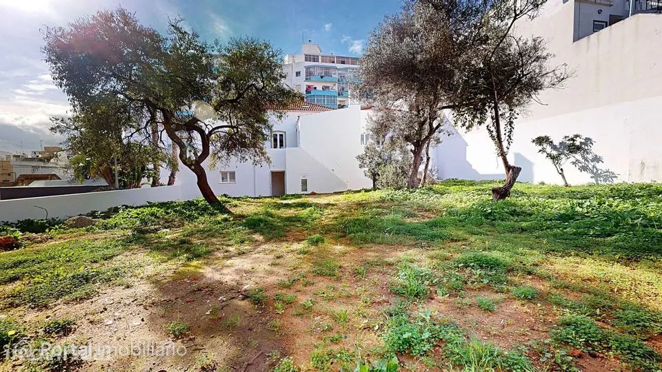 3-bedroom house for sale in Portimão