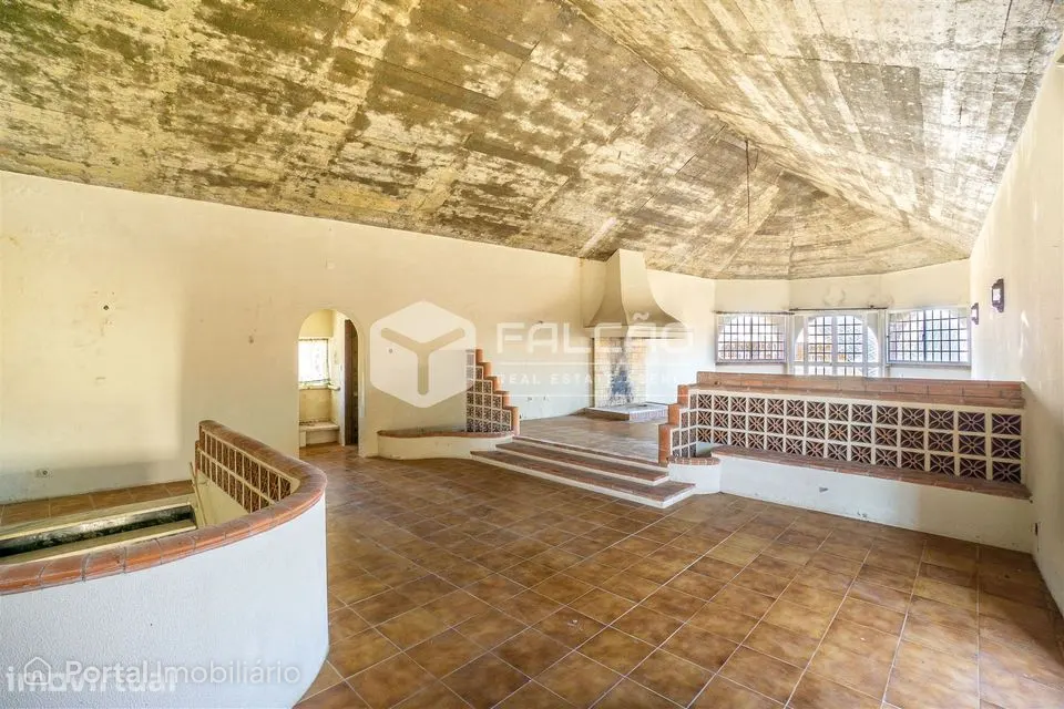 Armazém Venda em Achete, Azoia de Baixo e Póvoa de Santarém,Santarém
