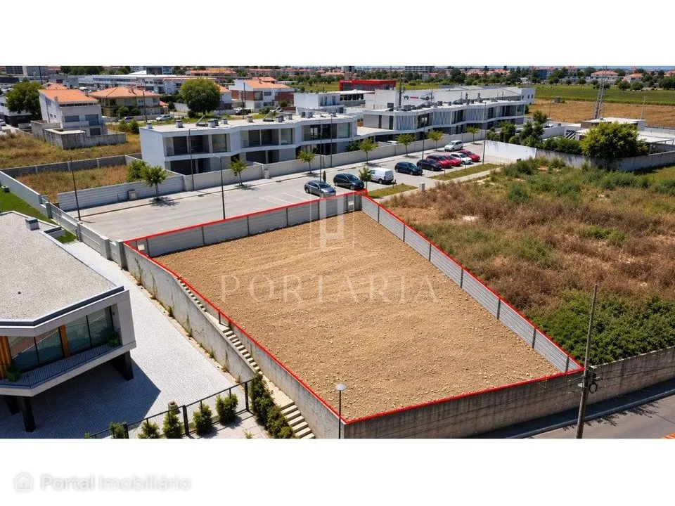 Terreno urbano em Vilar, Aveiro, rua sem saída, com projeto de arqu...