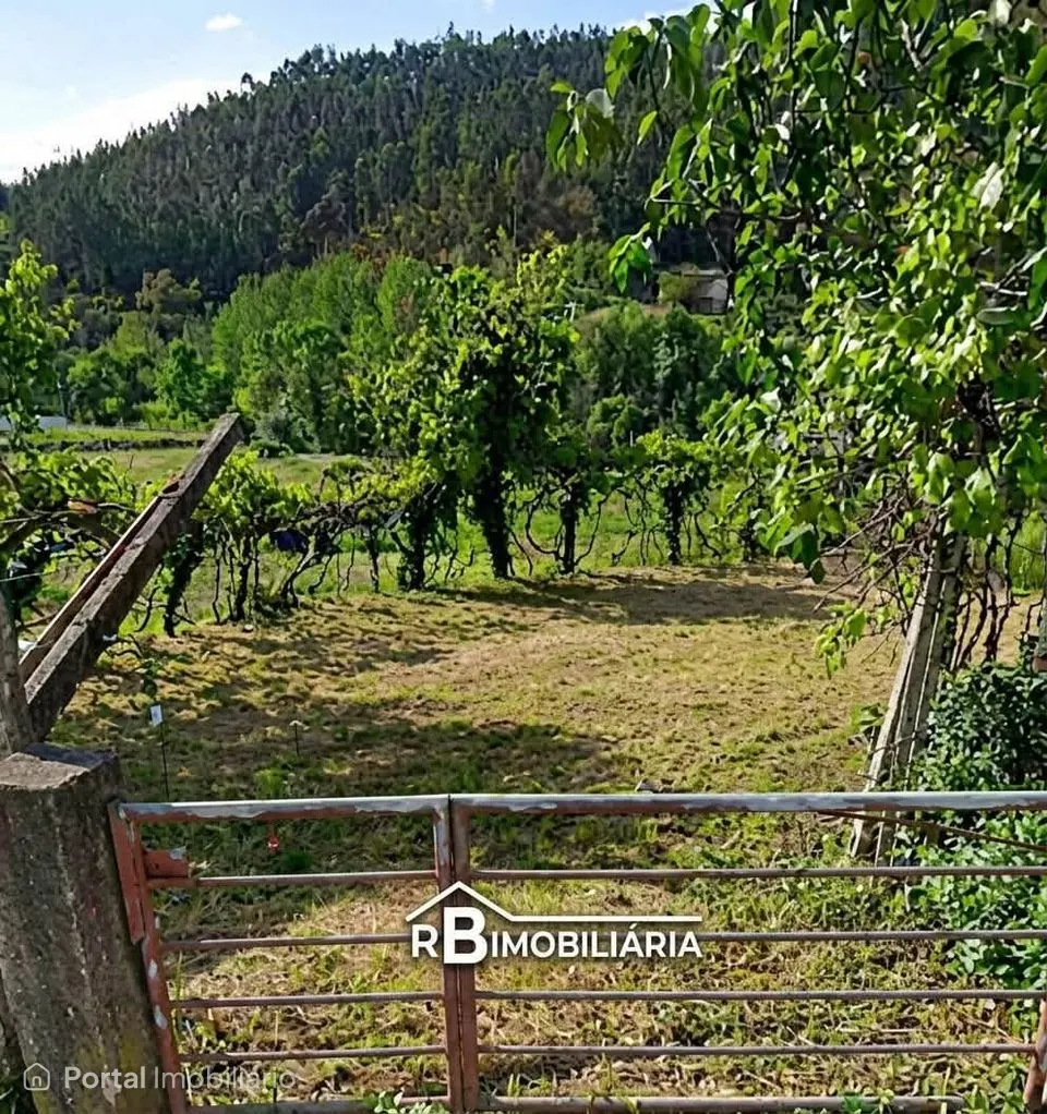 Terreno com projeto aprovado | Espiunca – Arouca