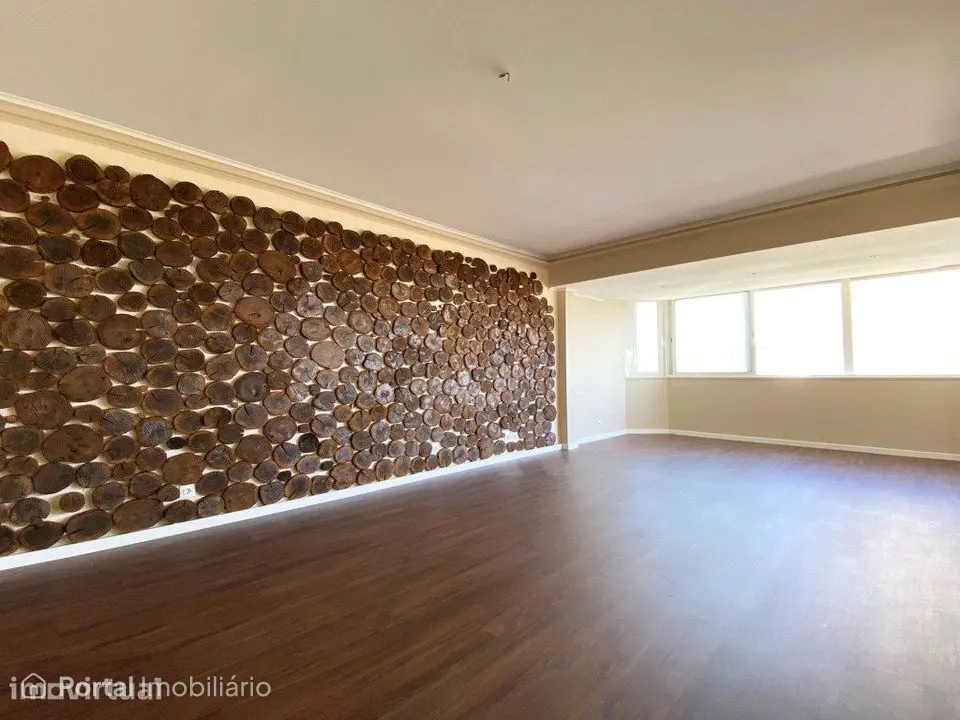 Apartamento T4 com vista Mar e Serra em Cascais