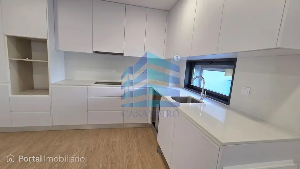 Apartamento T2 com varanda