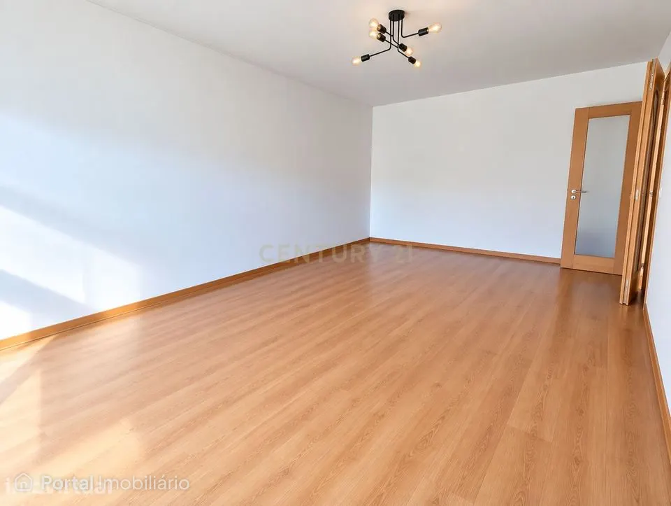 Apartamento T1 na Quinta de São Macário