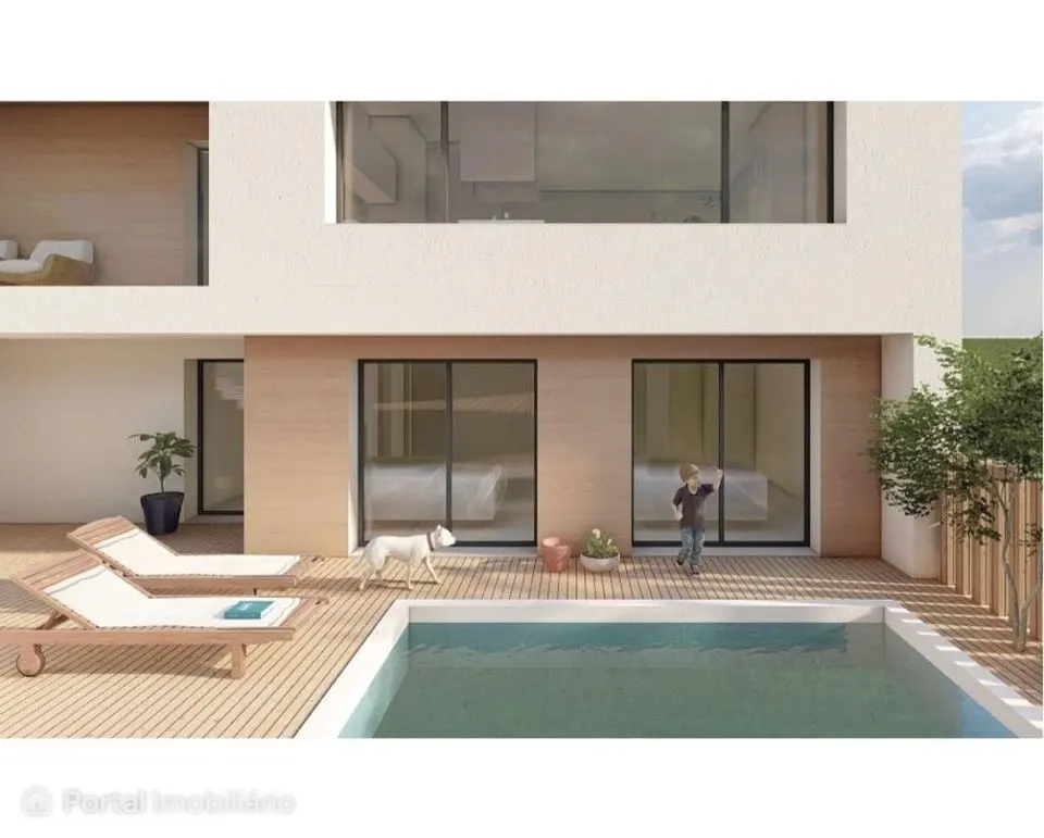 Lote de Terreno Urbano com 330 m2 na Ericeira