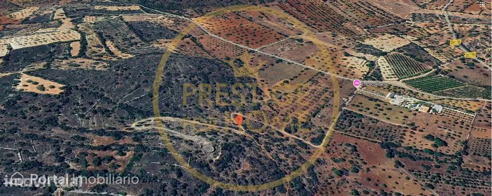Land for sale in Paderne