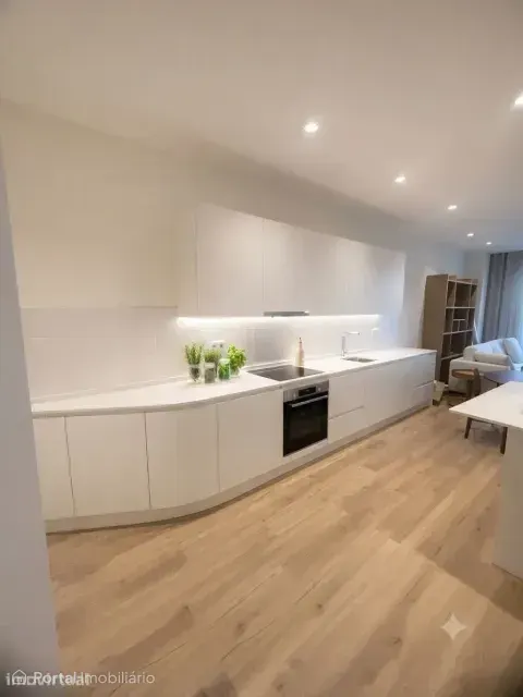 1-bedroom apartment for sale in Cedofeita, Santo Ildefonso, Sé, Miragaia, São Nicolau e Vitória