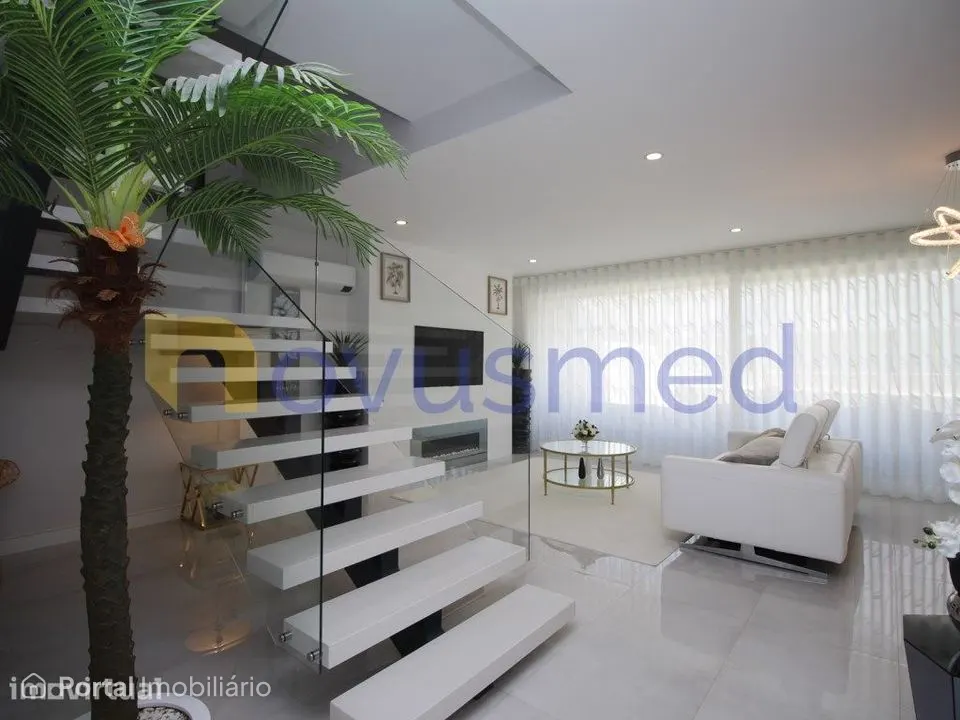 Moradia T3 em zona tranquila nas Ferreiras, Albufeira