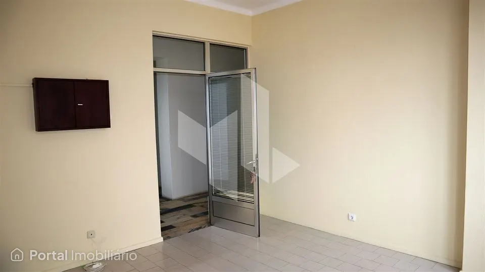 Escritório Arrendamento em Tondela e Nandufe,Tondela
