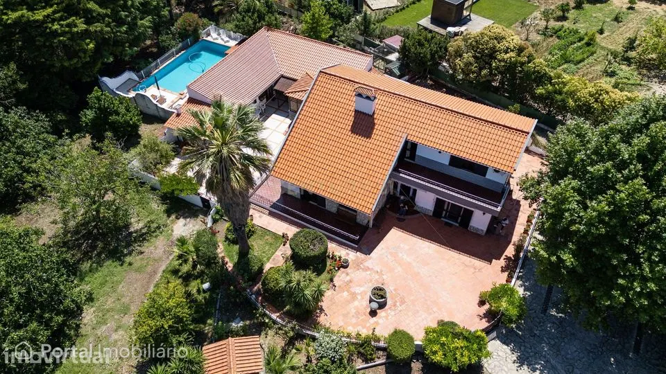 Moradia T3+1 com piscina para venda em Santarém