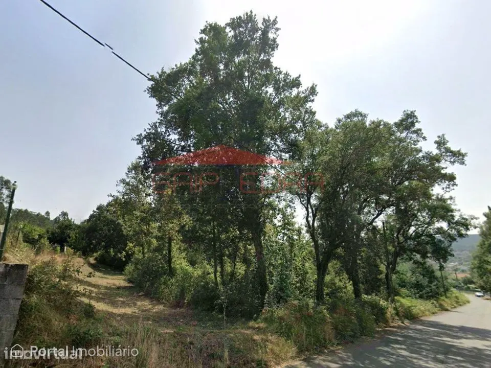 Terreno a 28 € o m2 em Oliveira Azeméis