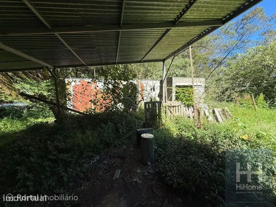 Terreno plano com 1.240 m² em São Jorge