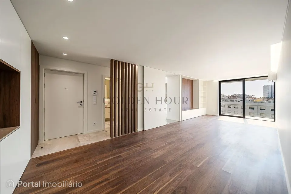Apartamento T3 Venda em Mafamude e Vilar do Paraíso,Vila Nova de Gaia