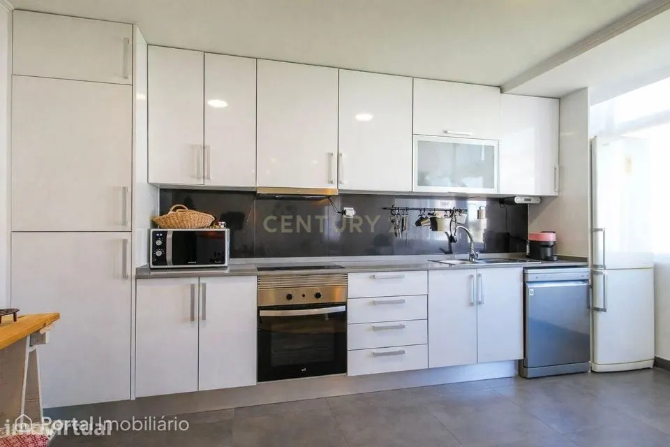Apartamento T2 em Almada