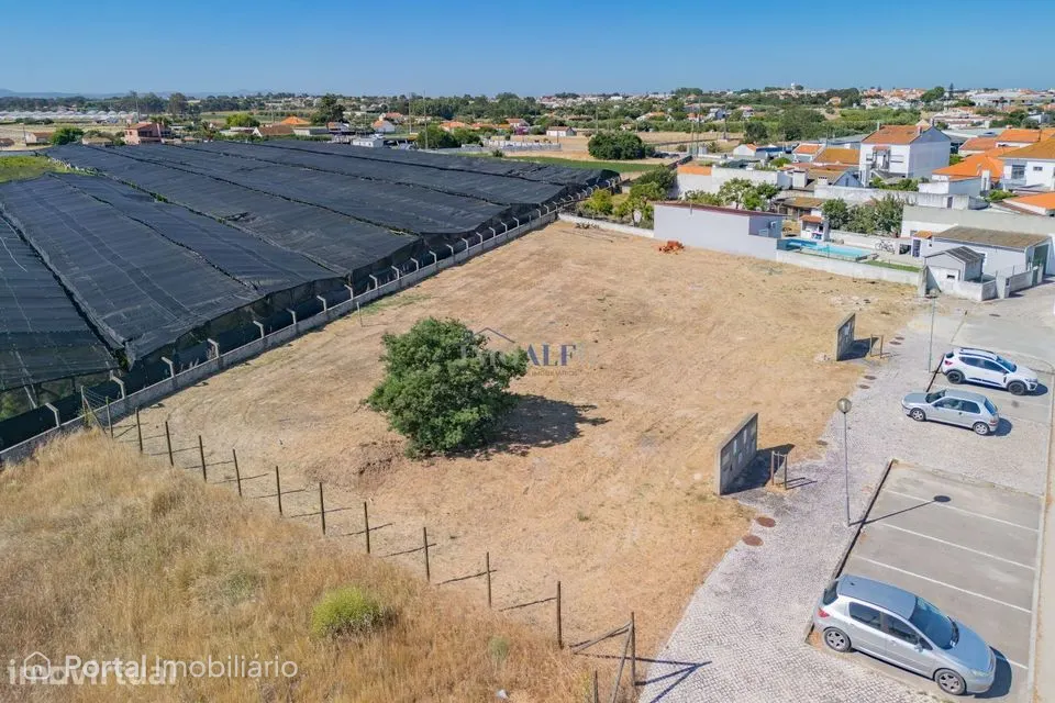 Lote de terreno construção com projeto aprovado, na Broega Montijo