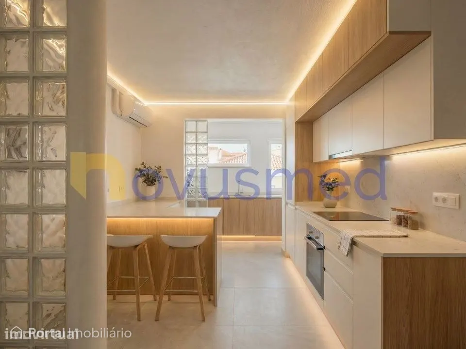 Apartamento T3 para renovar no Centro de São Bartolomeu de Messines
