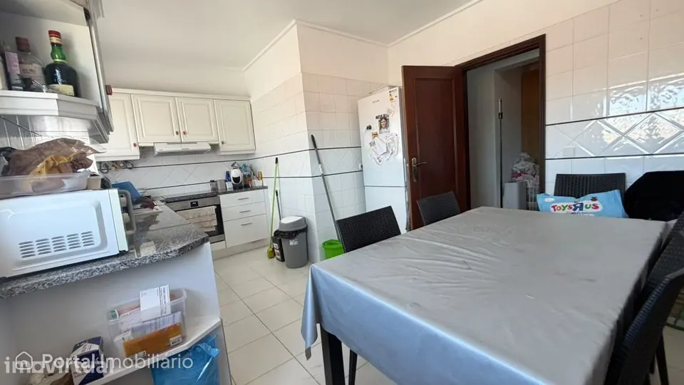 2-bedroom apartment for sale in Santa Maria, São Pedro e Matacães