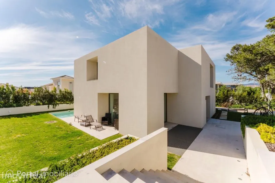 Moradia T4 de Luxo com Piscina Privativa e Sauna na Guia, Cascais