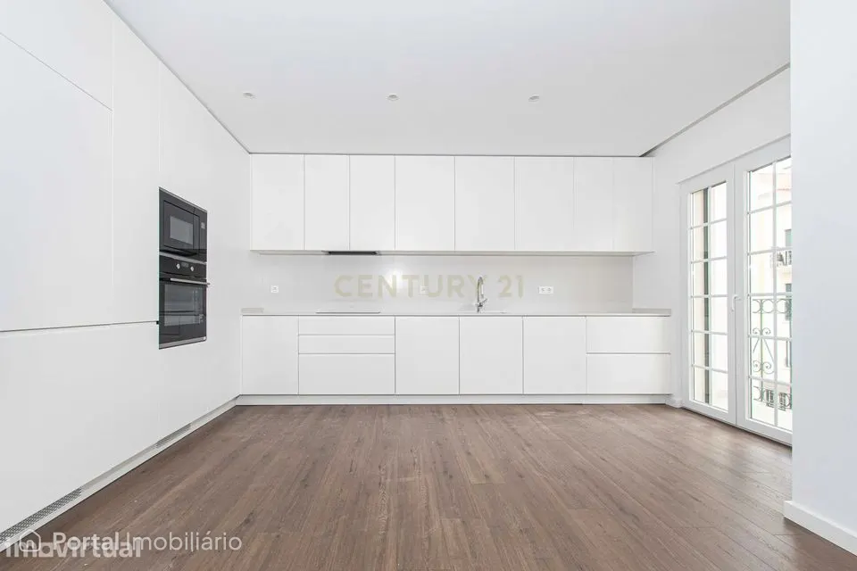 Apartamento T3 Urbanização Neudel na Amadora, a estrear
