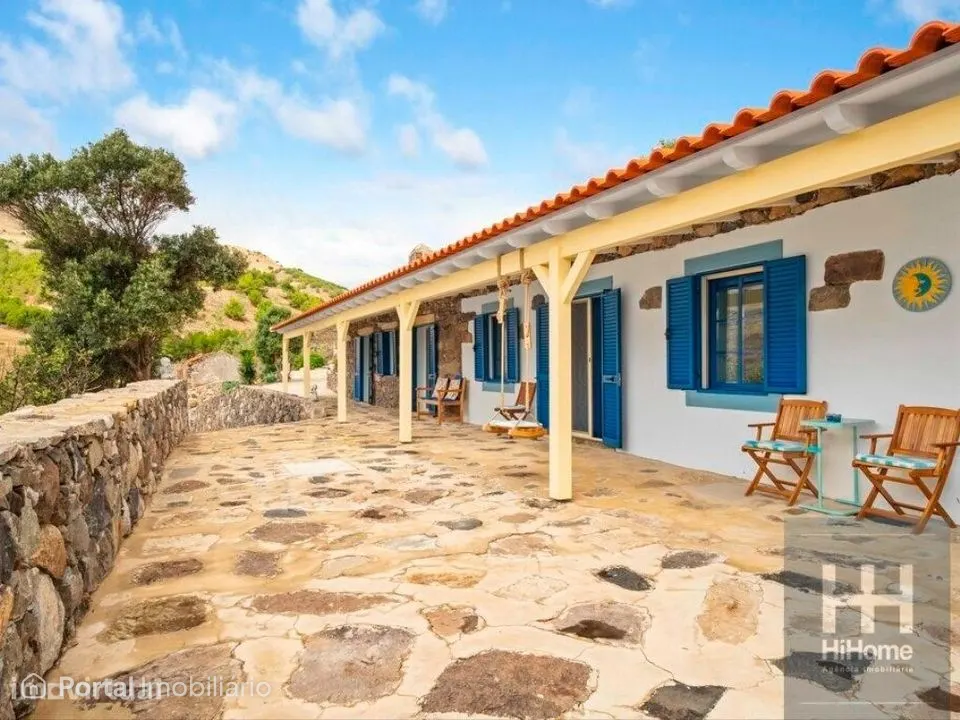 Um Refúgio Exclusivo no Coração da Natureza - Porto Santo