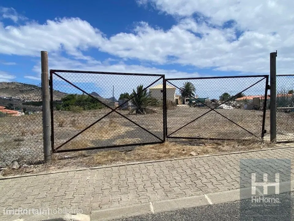 Lote de terreno com 4.160 m2 no Sitio do Tanque, Ilha do Porto Santo