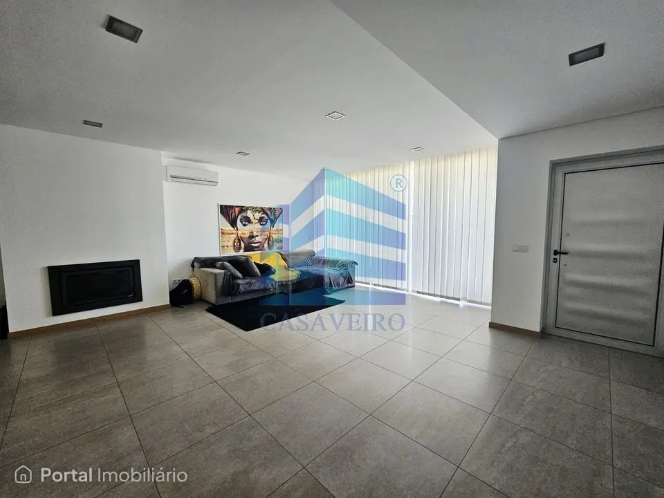 Moradia T3+1 em São Bernardo