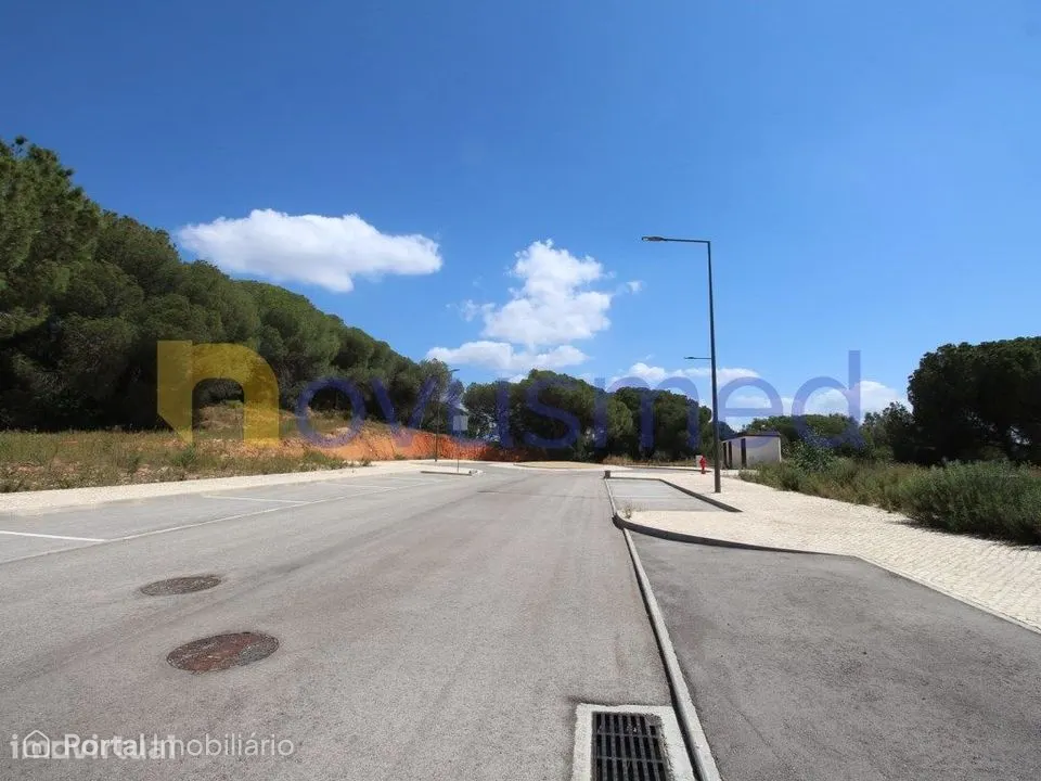Lote terreno construção de centro comercial ou supermercado, Vale N...