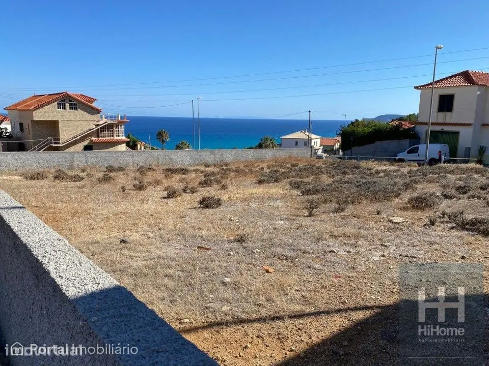 Terreno com 590 m2 na Ilha do Porto Santo