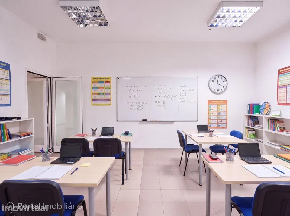 Espaço Comercial Monte Abrãao