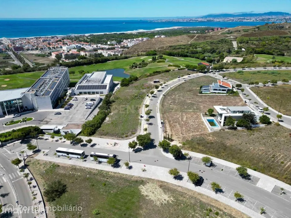 710 m² de Exclusividade num Novo Condomínio na Aldeia dos Capuchos.