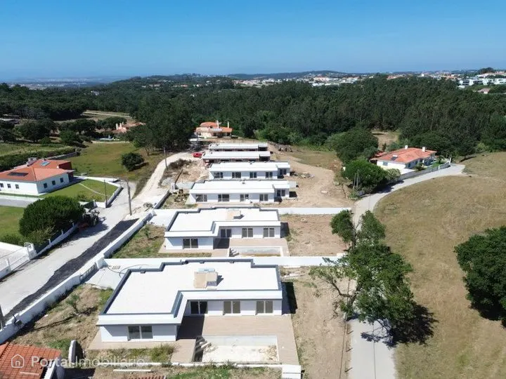 Moradia T3 à venda em Caldas da Rainha