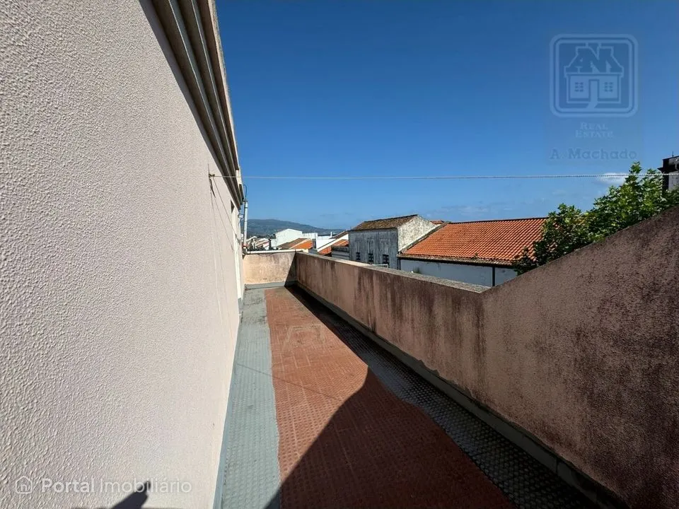 Building for sale in São Pedro